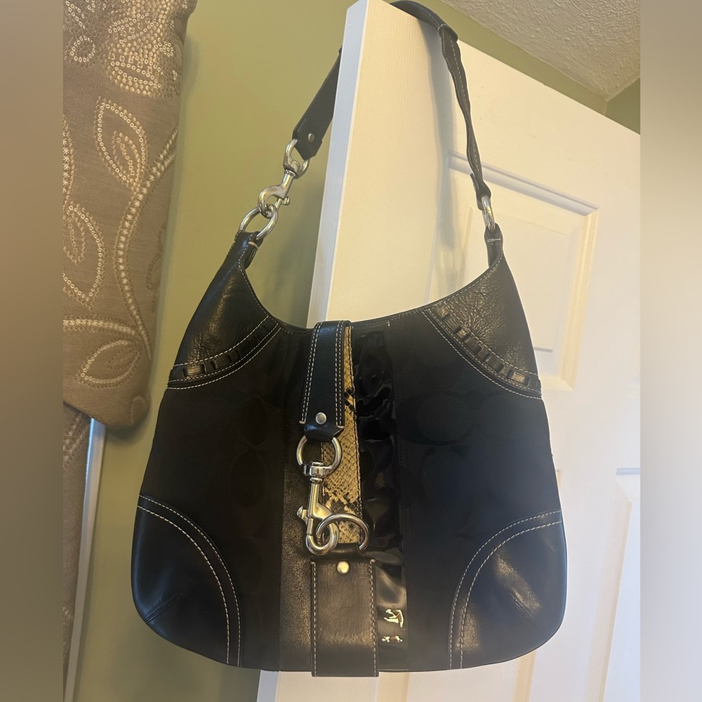 Coach Black Shoulder Handbag